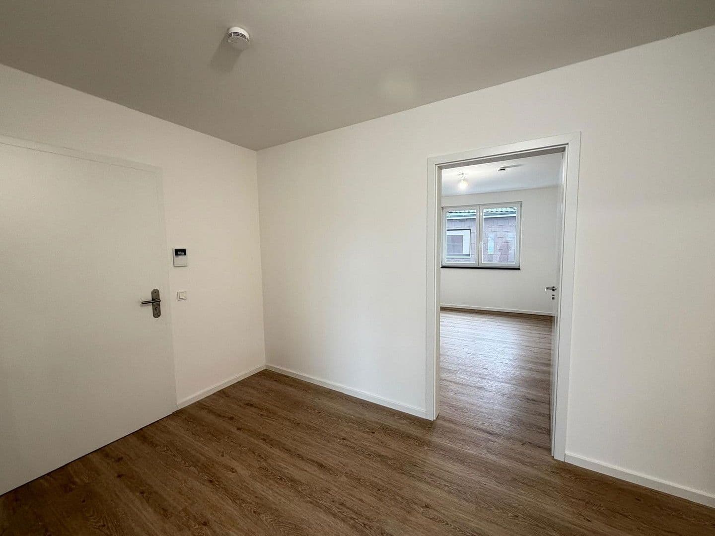 Pronájem bytu 3+1 100 m², Köln, Severní Porýní-Vestfálsko Pronájem bytu 3+1 100 m², Köln, Severní Porýní-Vestfálsko