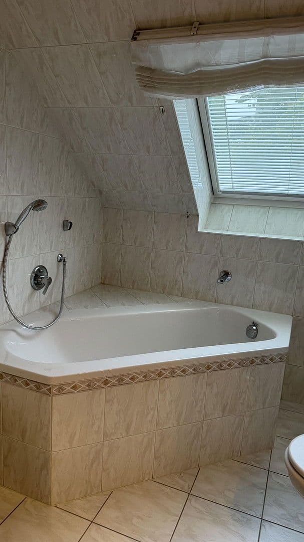 Prodej domu 130 m², pozemek 535 m², Aue-Bad Schlema, Sasko Prodej domu 130 m², pozemek 535 m², Aue-Bad Schlema, Sasko