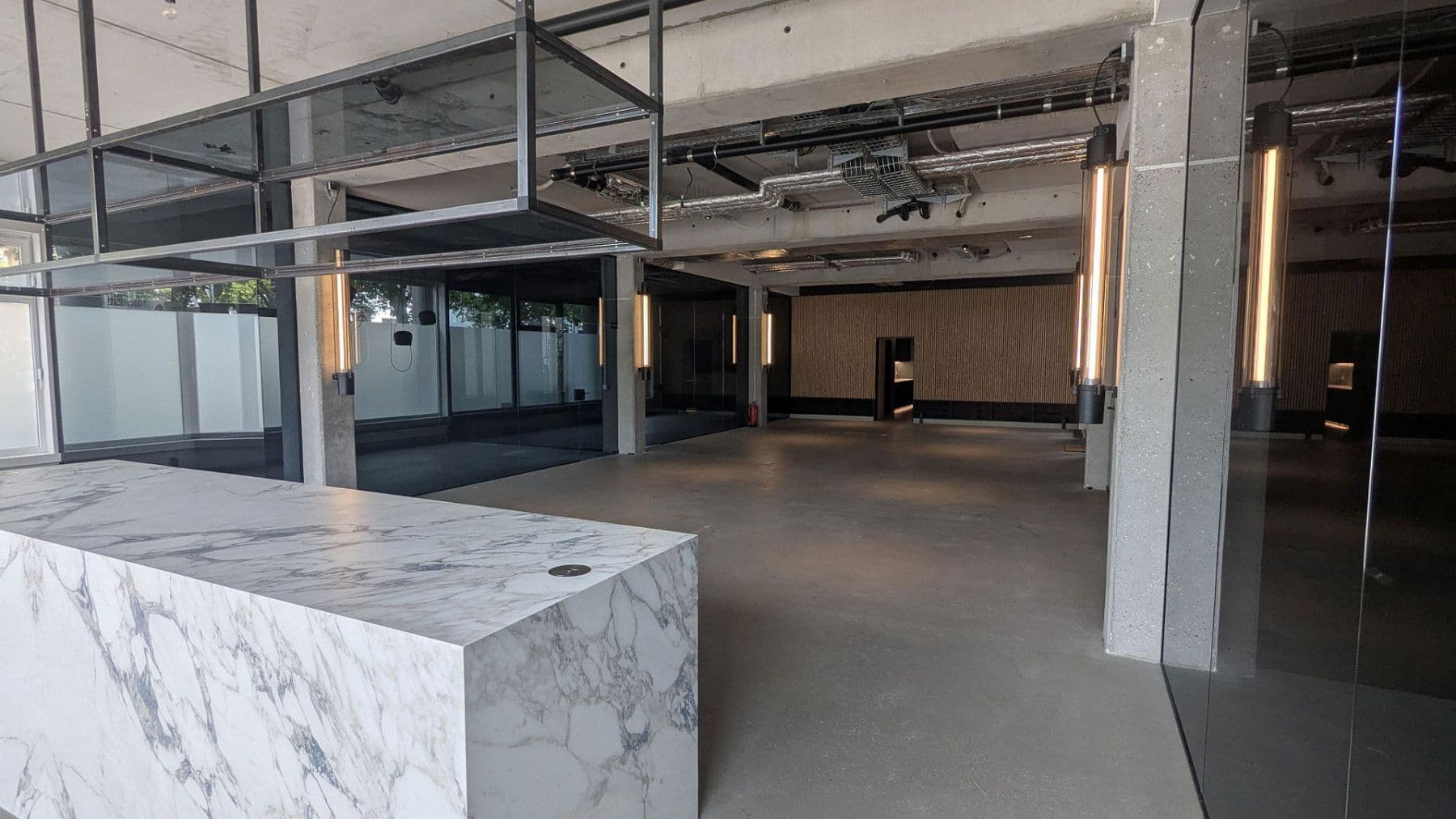 Pronájem nebytového prostoru 288 m², Danziger Str. 211, Berlin, Berlín Pronájem nebytového prostoru 288 m², Danziger Str. 211, Berlin, Berlín