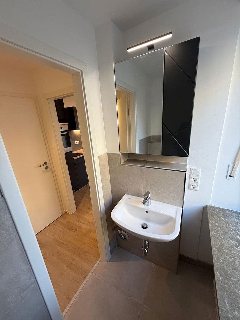 Pronájem bytu 1+1 40 m², Heinrichstr., Fulda, Hessen Pronájem bytu 1+1 40 m², Heinrichstr., Fulda, Hessen