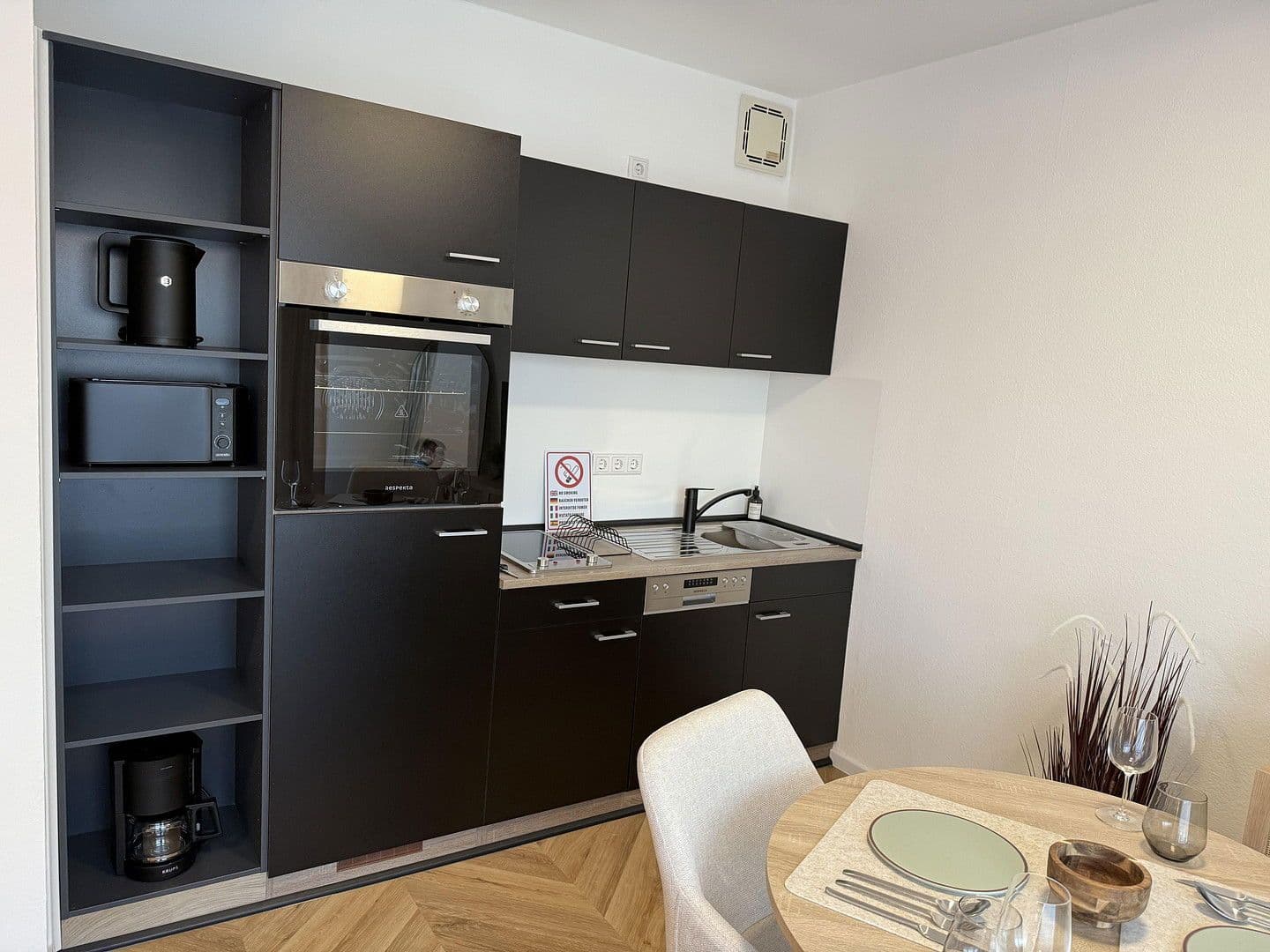 Pronájem bytu 1+1 30 m², Gießen, Hessen Pronájem bytu 1+1 30 m², Gießen, Hessen