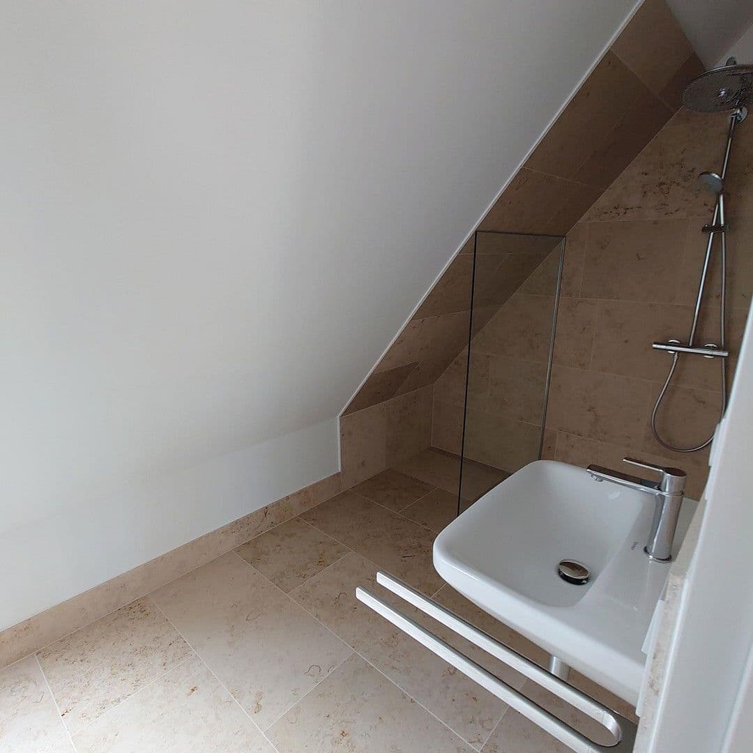 Pronájem bytu 4+1 107 m², Berliner Str. 27, Buckow, Braniborsko Pronájem bytu 4+1 107 m², Berliner Str. 27, Buckow, Braniborsko