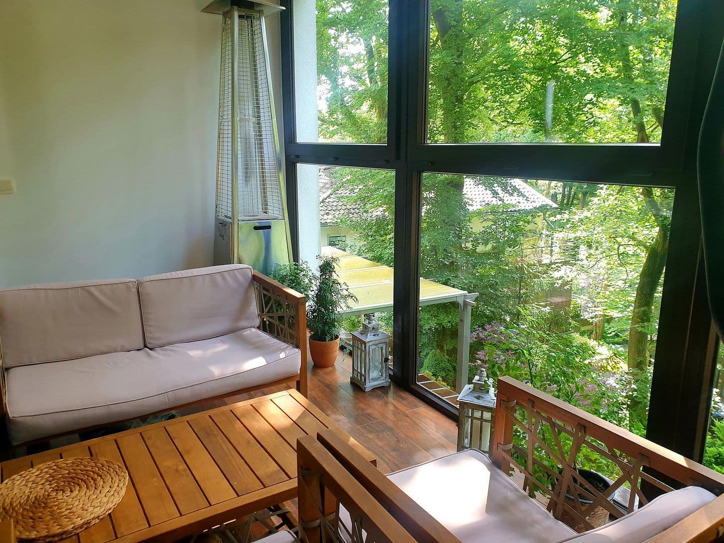 Pronájem bytu 4+1 150 m², Hamburg, Hamburg Pronájem bytu 4+1 150 m², Hamburg, Hamburg