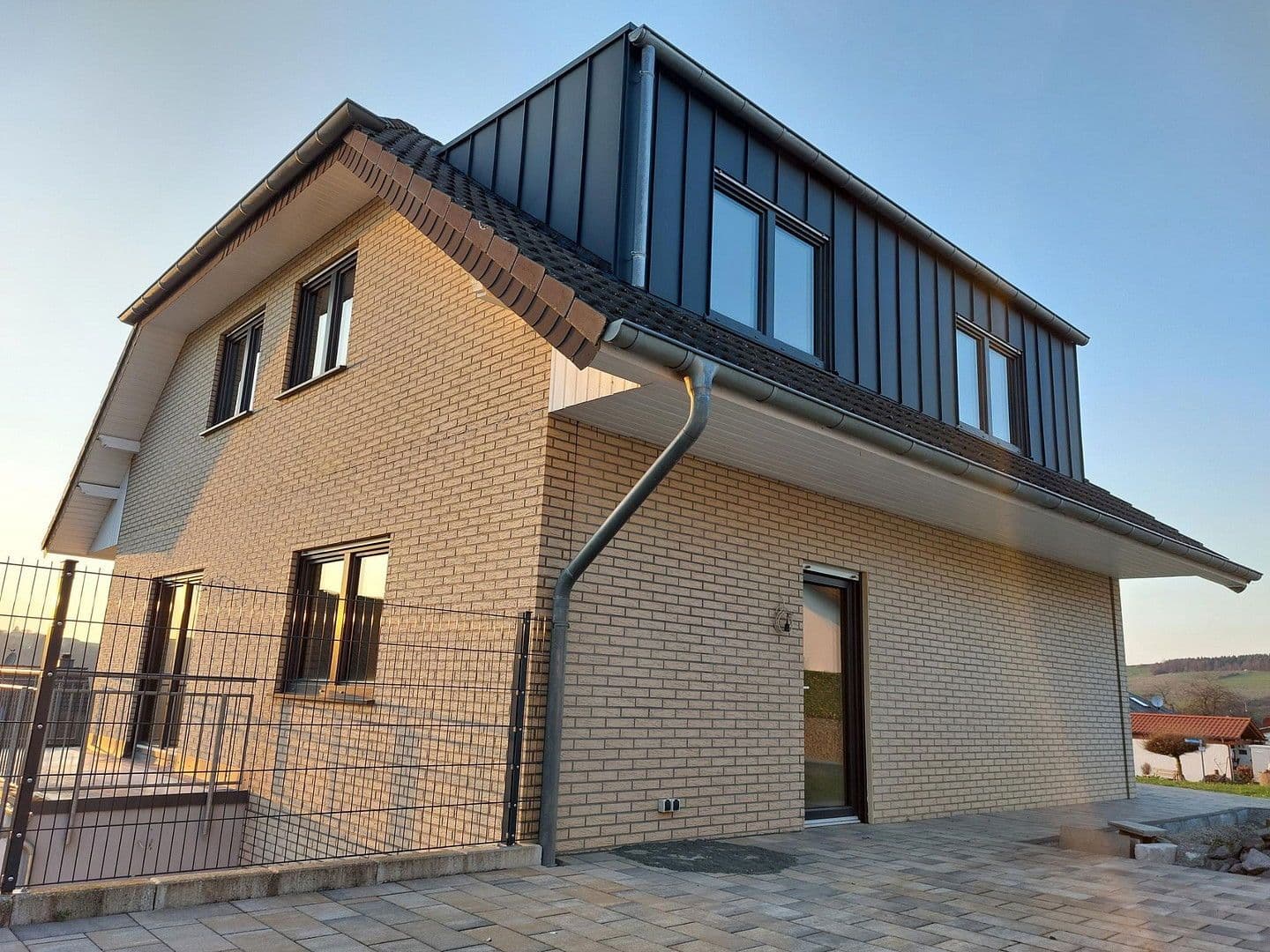 Prodej bytu 3+1 106 m², Schöndorf, Porýní-Falc Prodej bytu 3+1 106 m², Schöndorf, Porýní-Falc