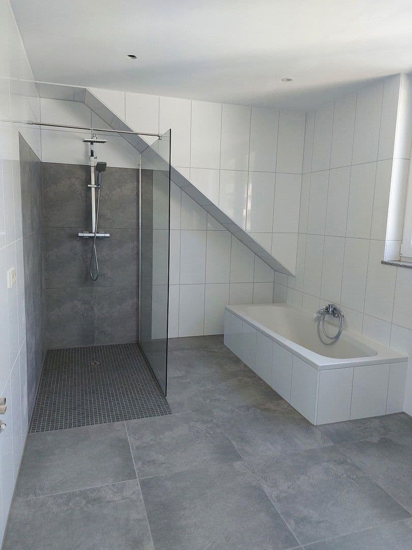 Prodej bytu 5+1 175 m², Schöndorf, Porýní-Falc Prodej bytu 5+1 175 m², Schöndorf, Porýní-Falc