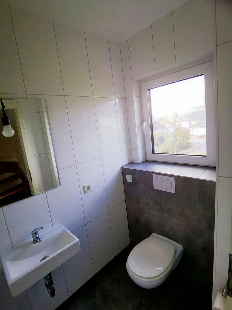 Prodej bytu 5+1 175 m², Schöndorf, Porýní-Falc Prodej bytu 5+1 175 m², Schöndorf, Porýní-Falc