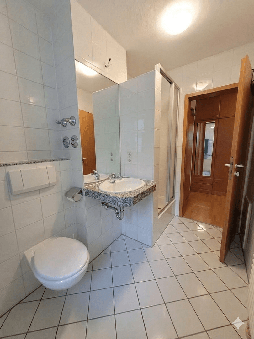 Prodej bytu 2+1 61 m², Fürstenfeldbruck, Bavorsko Prodej bytu 2+1 61 m², Fürstenfeldbruck, Bavorsko