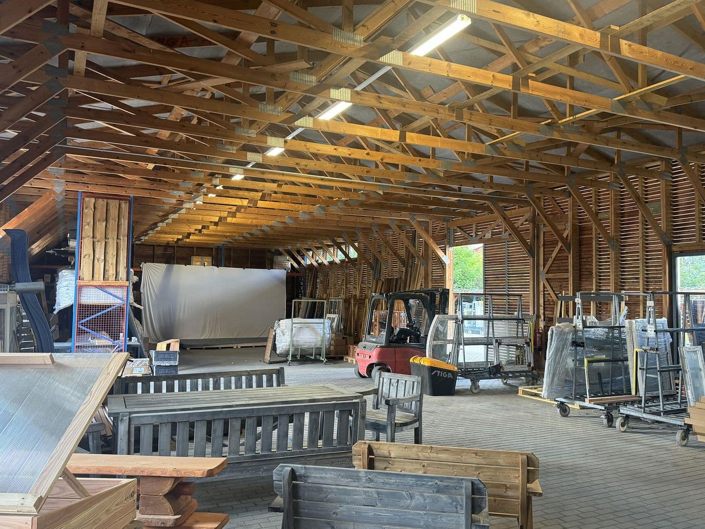 Pronájem nebytového prostoru 6.000 m², Löbauer Str. 1a, Žitava, Sasko Pronájem nebytového prostoru 6.000 m², Löbauer Str. 1a, Žitava, Sasko