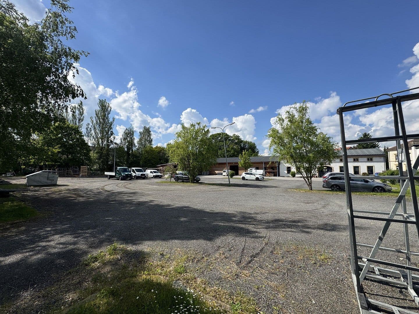 Pronájem nebytového prostoru 6.000 m², Löbauer Str. 1a, Žitava, Sasko Pronájem nebytového prostoru 6.000 m², Löbauer Str. 1a, Žitava, Sasko