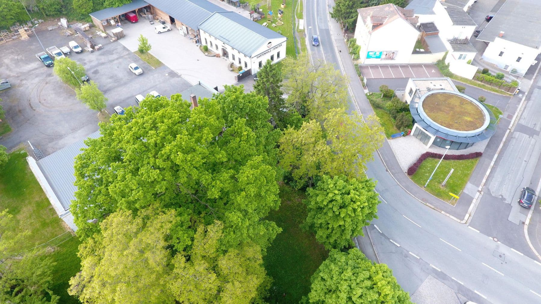 Pronájem nebytového prostoru 6.000 m², Löbauer Str. 1a, Žitava, Sasko Pronájem nebytového prostoru 6.000 m², Löbauer Str. 1a, Žitava, Sasko