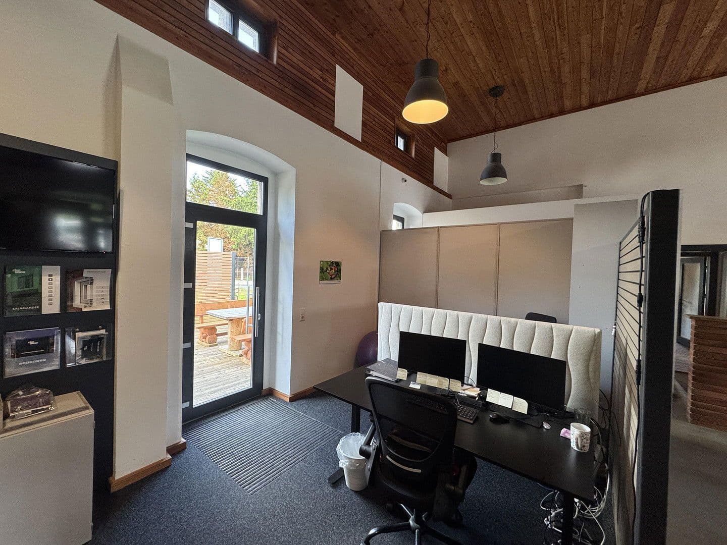 Pronájem nebytového prostoru 6.000 m², Löbauer Str. 1a, Žitava, Sasko Pronájem nebytového prostoru 6.000 m², Löbauer Str. 1a, Žitava, Sasko