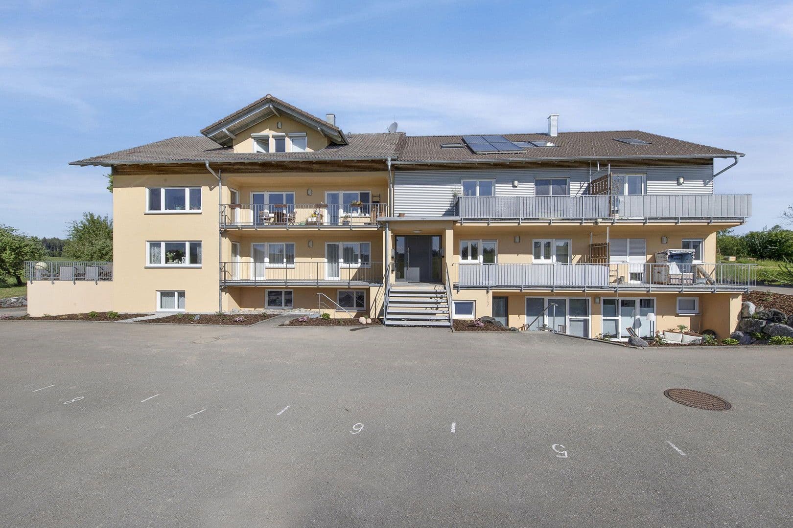 Prodej domu 818 m², pozemek 70.000 m², Leutkirch im Allgäu, Bádensko-Württembersko Prodej domu 818 m², pozemek 70.000 m², Leutkirch im Allgäu, Bádensko-Württembersko