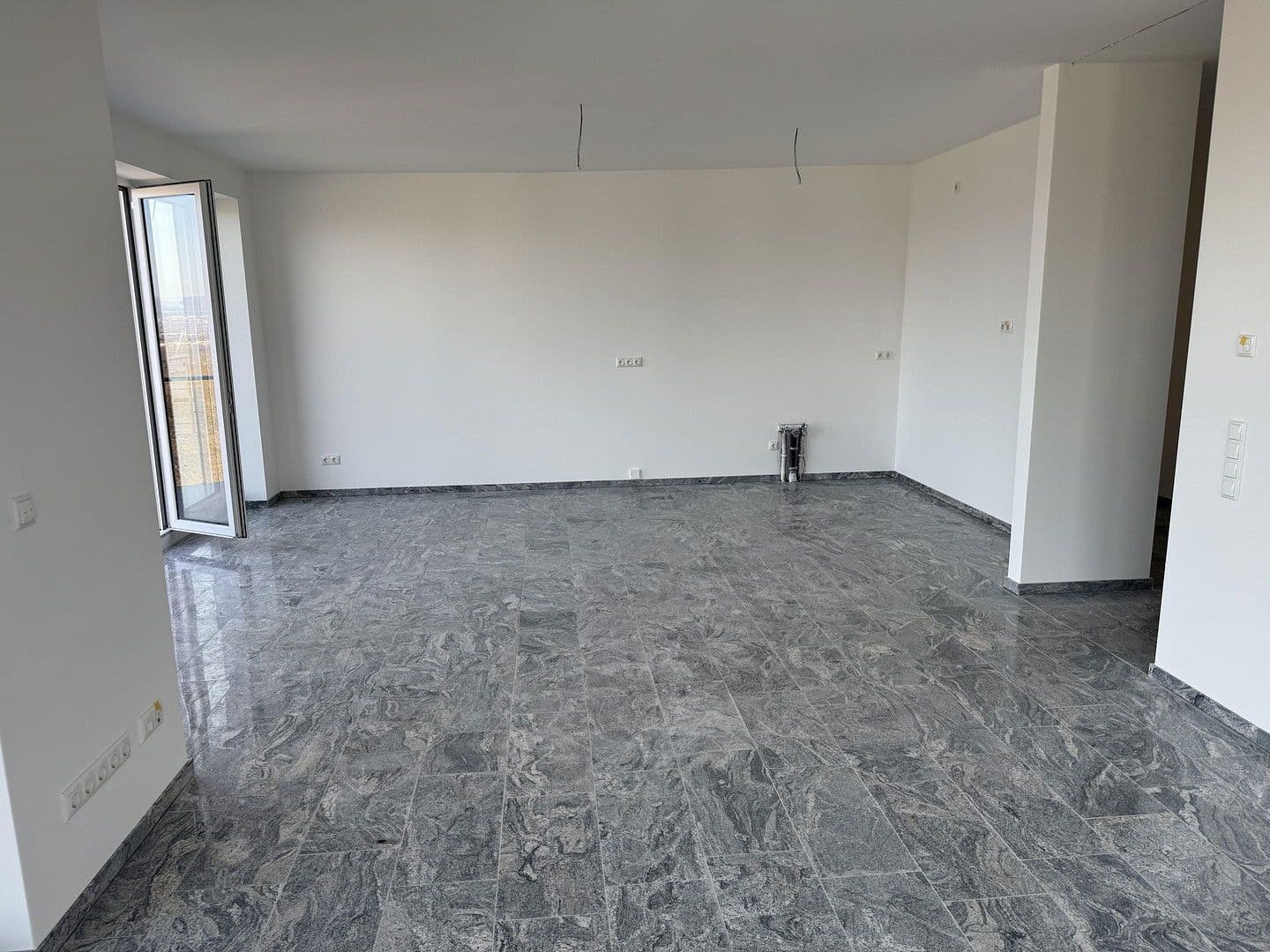 Prodej bytu 3+1 108 m², Kassel, Hessen Prodej bytu 3+1 108 m², Kassel, Hessen