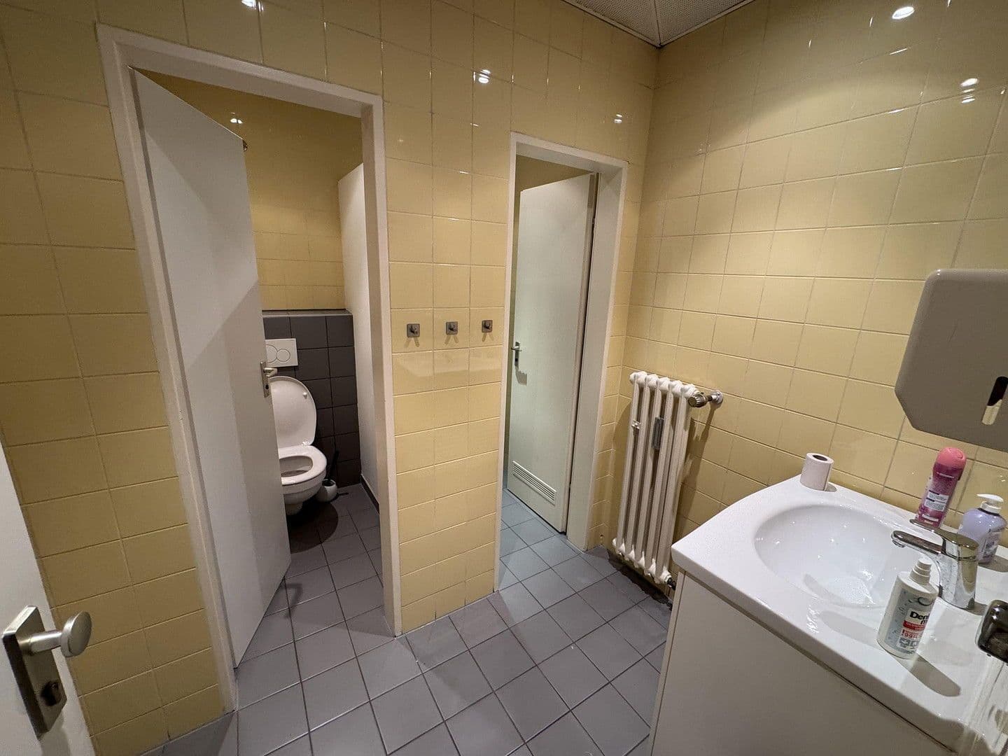 Pronájem kanceláře 90 m², Marspfortengasse 6, Köln, Severní Porýní-Vestfálsko Pronájem kanceláře 90 m², Marspfortengasse 6, Köln, Severní Porýní-Vestfálsko