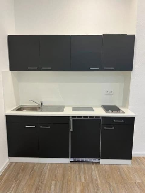 Pronájem bytu 1+1 25 m², Gumprechtstr. 2, Köln, Severní Porýní-Vestfálsko Pronájem bytu 1+1 25 m², Gumprechtstr. 2, Köln, Severní Porýní-Vestfálsko