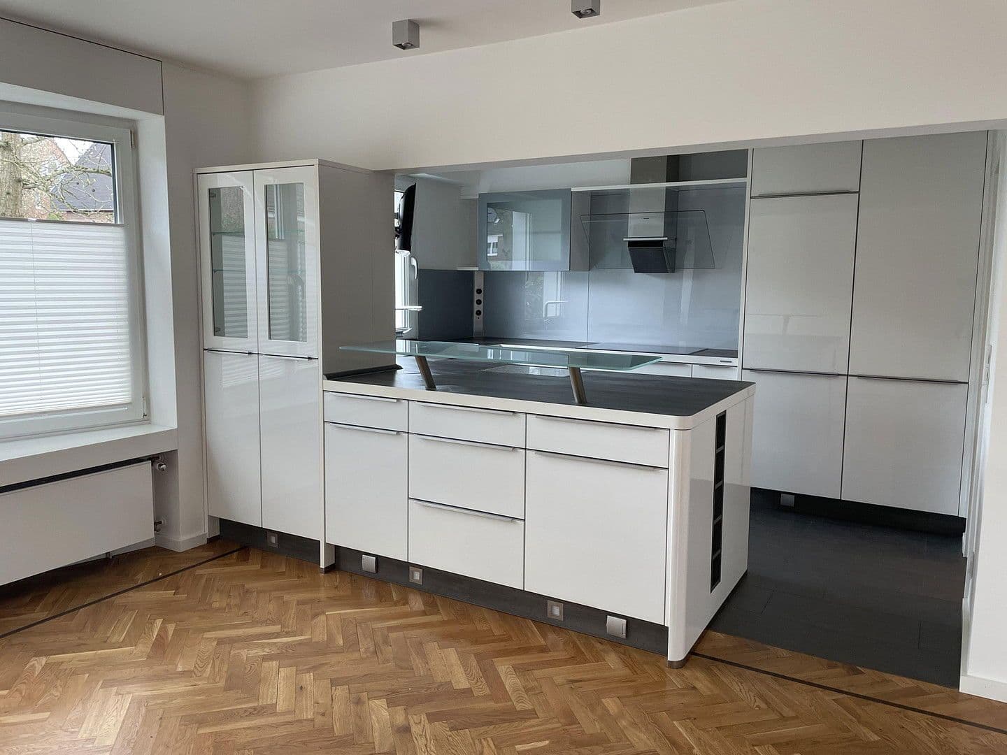 Prodej bytu 3+1 108 m², Meerbusch, Severní Porýní-Vestfálsko Prodej bytu 3+1 108 m², Meerbusch, Severní Porýní-Vestfálsko