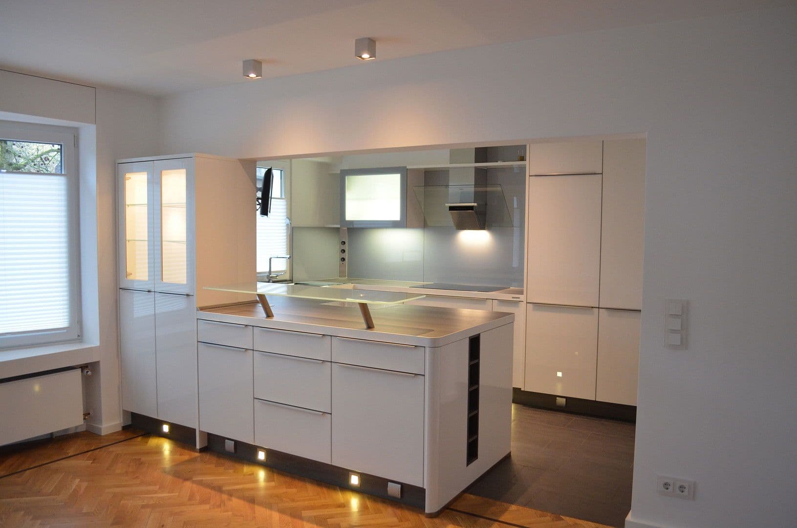 Prodej bytu 3+1 108 m², Meerbusch, Severní Porýní-Vestfálsko Prodej bytu 3+1 108 m², Meerbusch, Severní Porýní-Vestfálsko