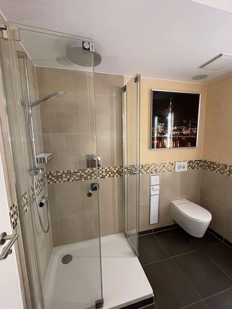 Prodej bytu 3+1 108 m², Meerbusch, Severní Porýní-Vestfálsko Prodej bytu 3+1 108 m², Meerbusch, Severní Porýní-Vestfálsko