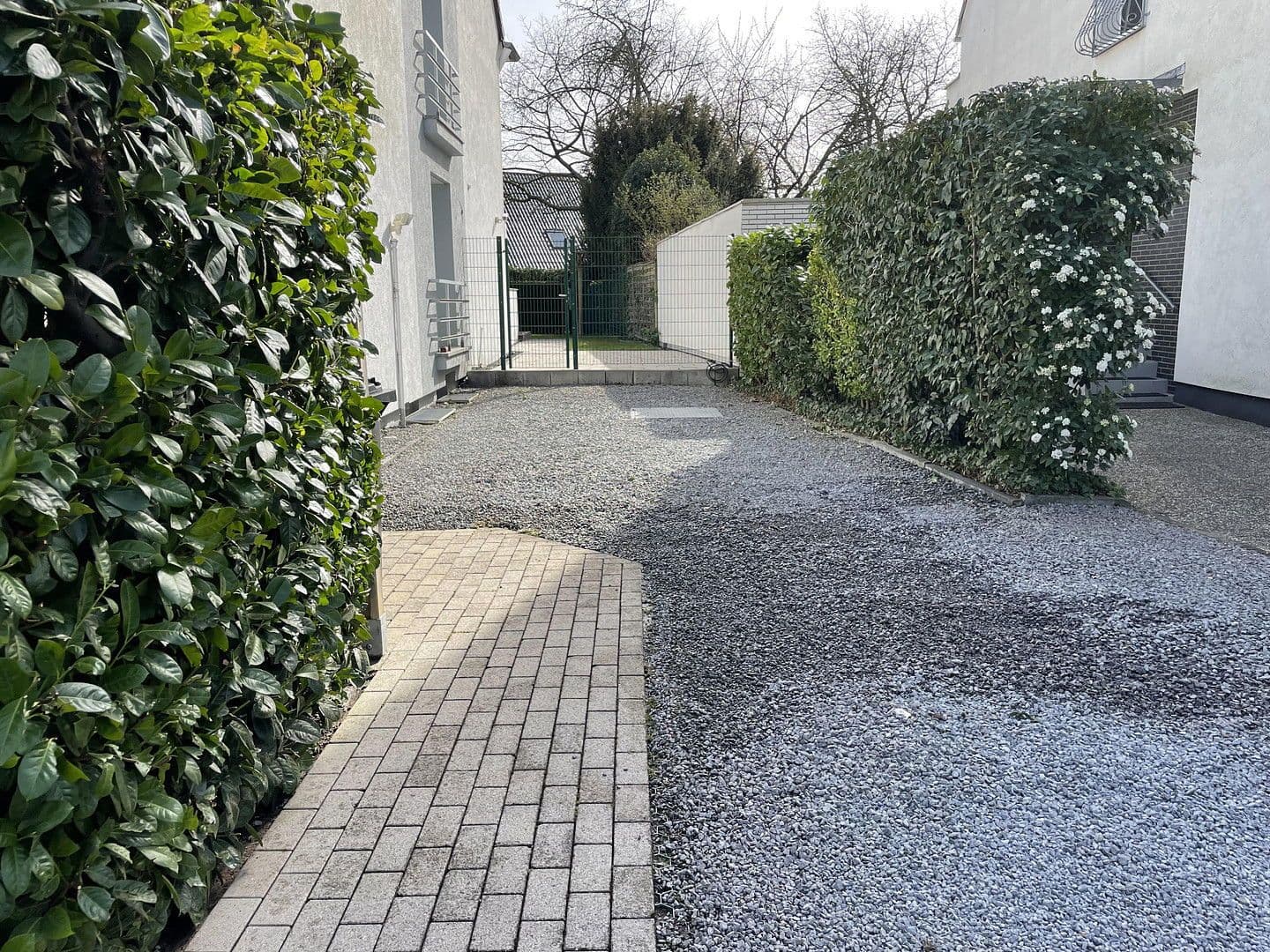 Prodej bytu 3+1 108 m², Meerbusch, Severní Porýní-Vestfálsko Prodej bytu 3+1 108 m², Meerbusch, Severní Porýní-Vestfálsko