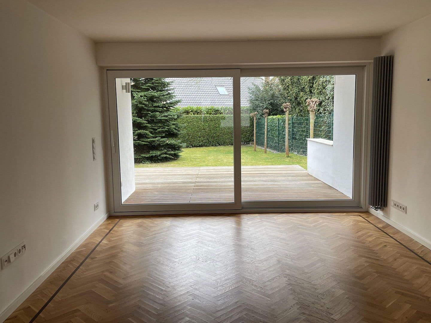 Prodej bytu 3+1 108 m², Meerbusch, Severní Porýní-Vestfálsko Prodej bytu 3+1 108 m², Meerbusch, Severní Porýní-Vestfálsko