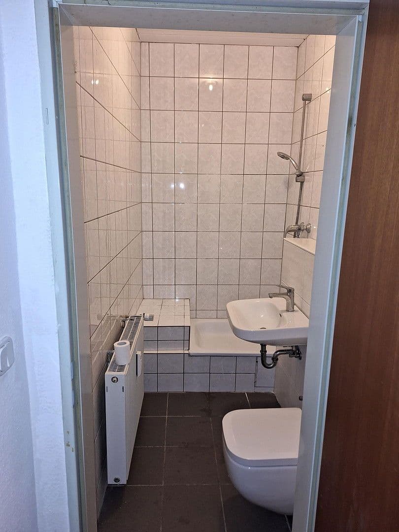 Pronájem bytu 1+1 20 m², Eckeseyer Str. 169, Hagen, Severní Porýní-Vestfálsko Pronájem bytu 1+1 20 m², Eckeseyer Str. 169, Hagen, Severní Porýní-Vestfálsko