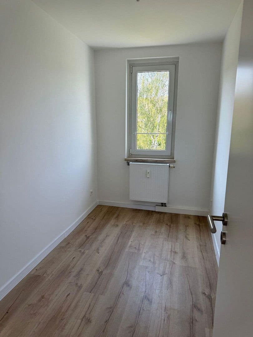 Pronájem bytu 5+1 100 m², Nordring 6, 02899 Ostritz, Ostritz, Sasko Pronájem bytu 5+1 100 m², Nordring 6, 02899 Ostritz, Ostritz, Sasko