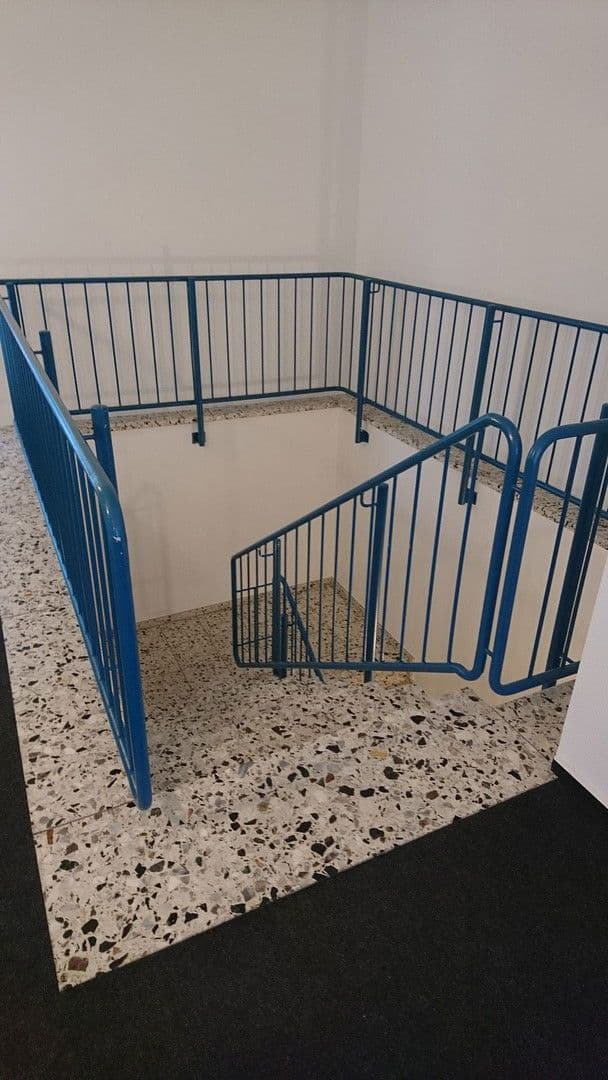 Pronájem kanceláře 192 m², Leverkusen, Severní Porýní-Vestfálsko Pronájem kanceláře 192 m², Leverkusen, Severní Porýní-Vestfálsko