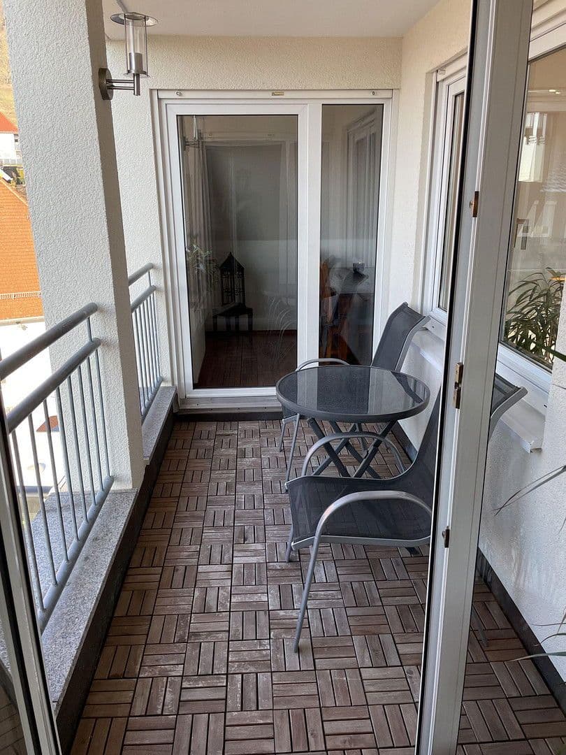 Pronájem bytu 3+1 78 m², Hauptstrasse 22, Herrenberg, Bádensko-Württembersko Pronájem bytu 3+1 78 m², Hauptstrasse 22, Herrenberg, Bádensko-Württembersko