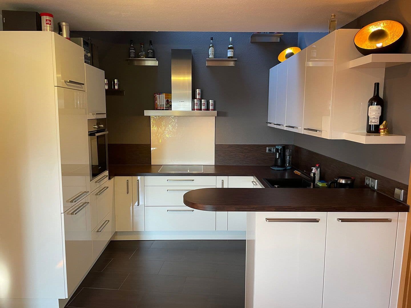 Pronájem bytu 3+1 78 m², Hauptstrasse 22, Herrenberg, Bádensko-Württembersko Pronájem bytu 3+1 78 m², Hauptstrasse 22, Herrenberg, Bádensko-Württembersko