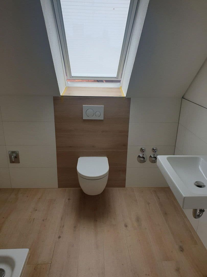 Pronájem bytu 3+kk 65 m², Schillerstraße 32, Eislingen/Fils, Bádensko-Württembersko Pronájem bytu 3+kk 65 m², Schillerstraße 32, Eislingen/Fils, Bádensko-Württembersko