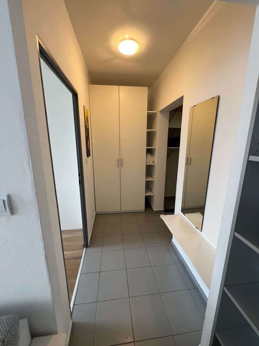 Pronájem bytu 2+kk 42 m², Hekrova, Praha, Praha Pronájem bytu 2+kk 42 m², Hekrova, Praha, Praha
