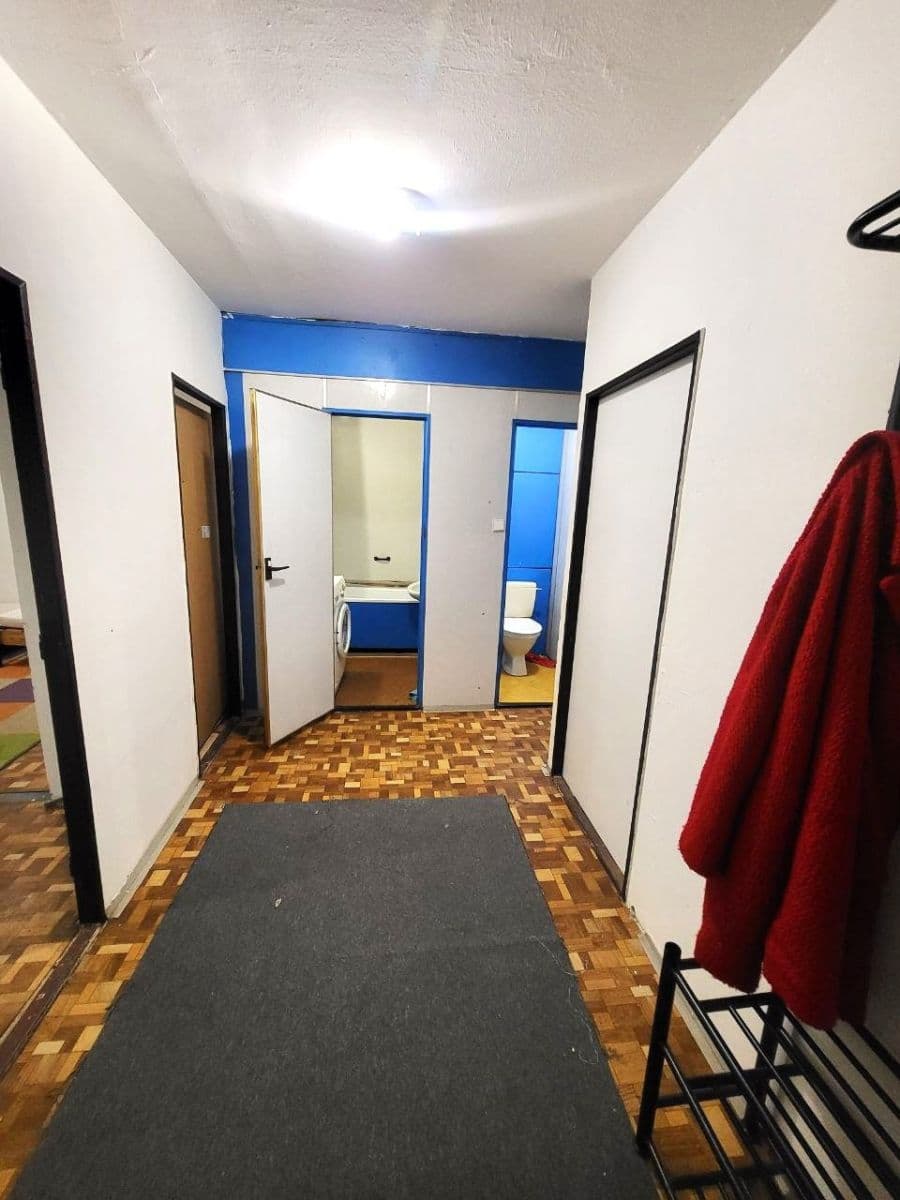 Prodej bytu 3+1 74 m², Dukelských hrdinů, Krupka, Ústecký kraj Prodej bytu 3+1 74 m², Dukelských hrdinů, Krupka, Ústecký kraj