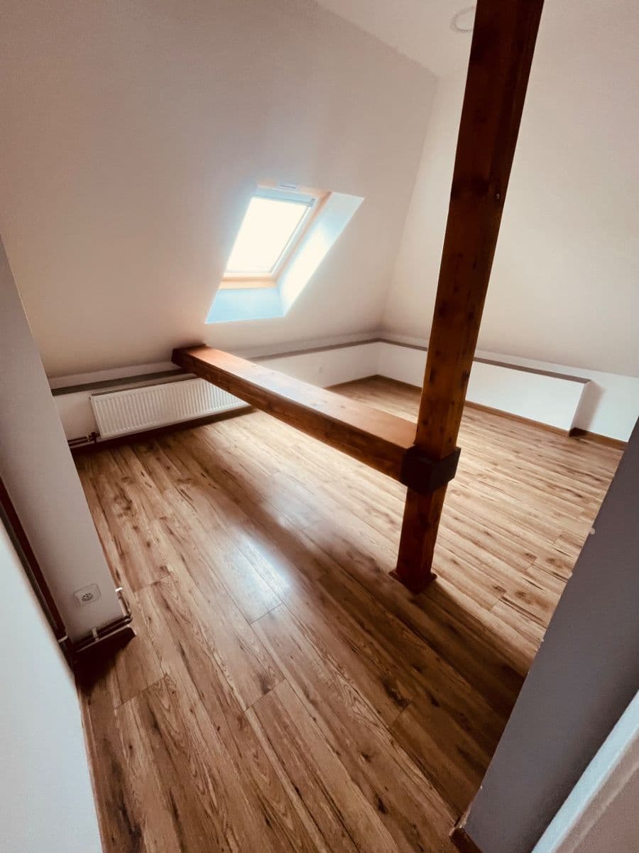 Pronájem bytu 3+kk 15 m², Dubečská, Praha, Praha Pronájem bytu 3+kk 15 m², Dubečská, Praha, Praha