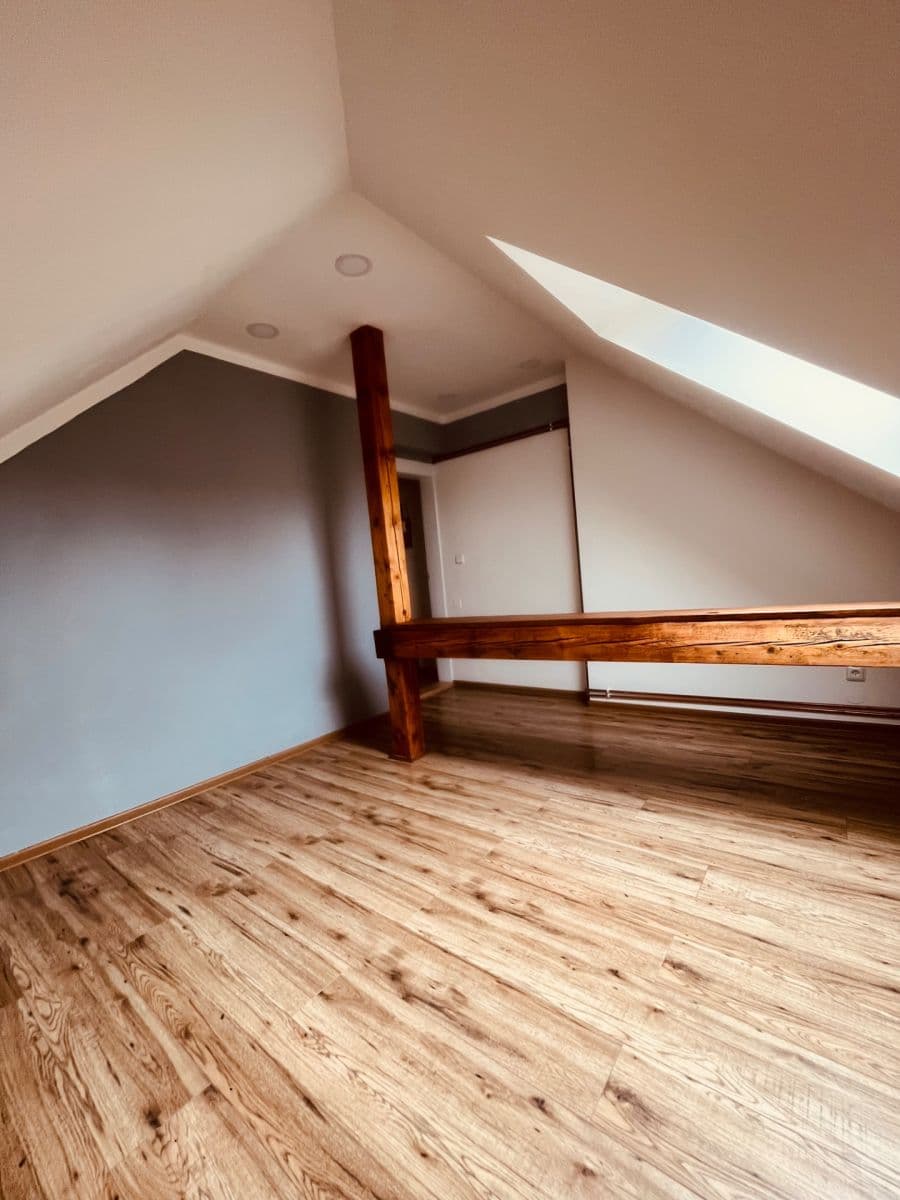 Pronájem bytu 3+kk 15 m², Dubečská, Praha, Praha Pronájem bytu 3+kk 15 m², Dubečská, Praha, Praha