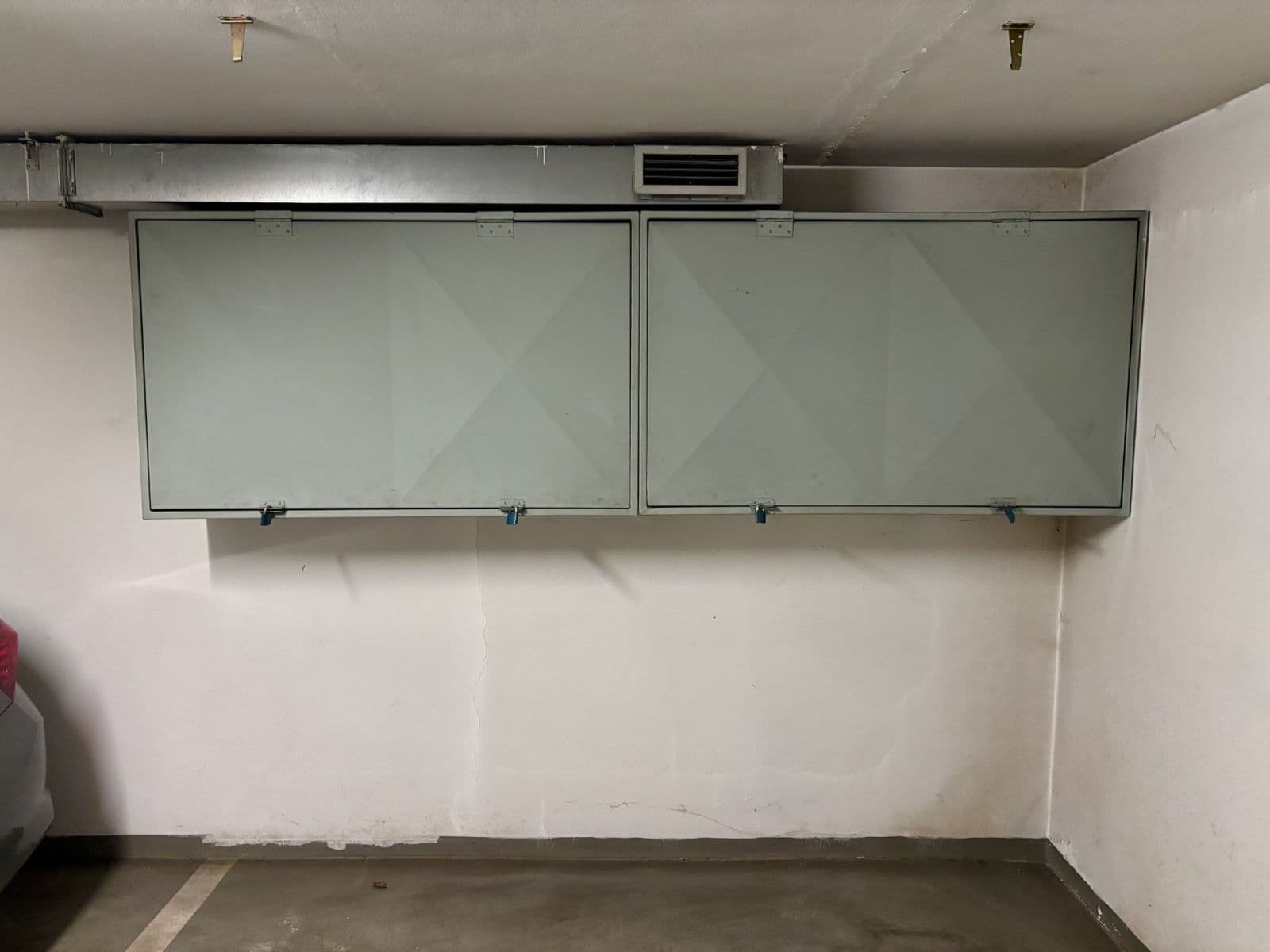 Pronájem garáže 22 m², Pitkovická, Praha, Praha Pronájem garáže 22 m², Pitkovická, Praha, Praha