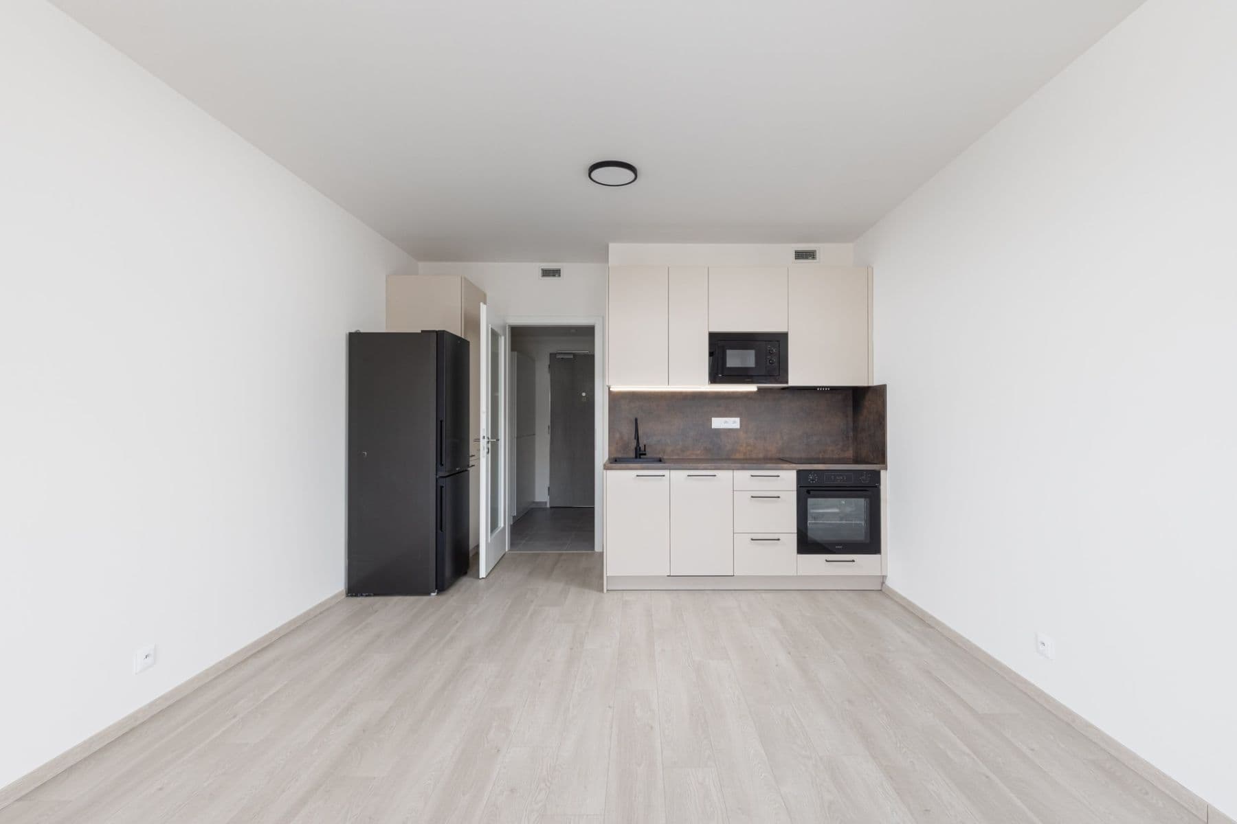 Pronájem bytu 1+kk 30 m², Poděbradská, Praha, Praha Pronájem bytu 1+kk 30 m², Poděbradská, Praha, Praha