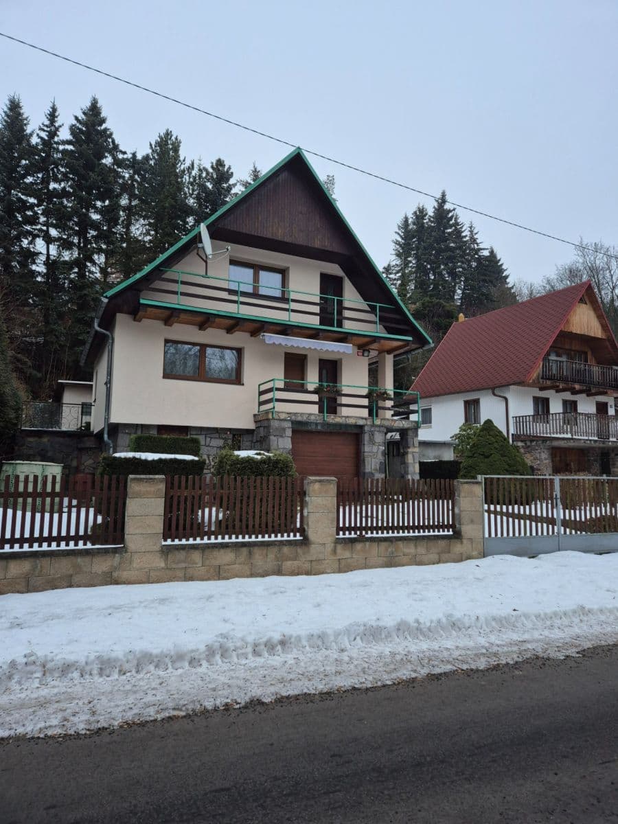 Prodej domu 210 m², pozemek 324 m², Perštejn, Ústecký kraj Prodej domu 210 m², pozemek 324 m², Perštejn, Ústecký kraj