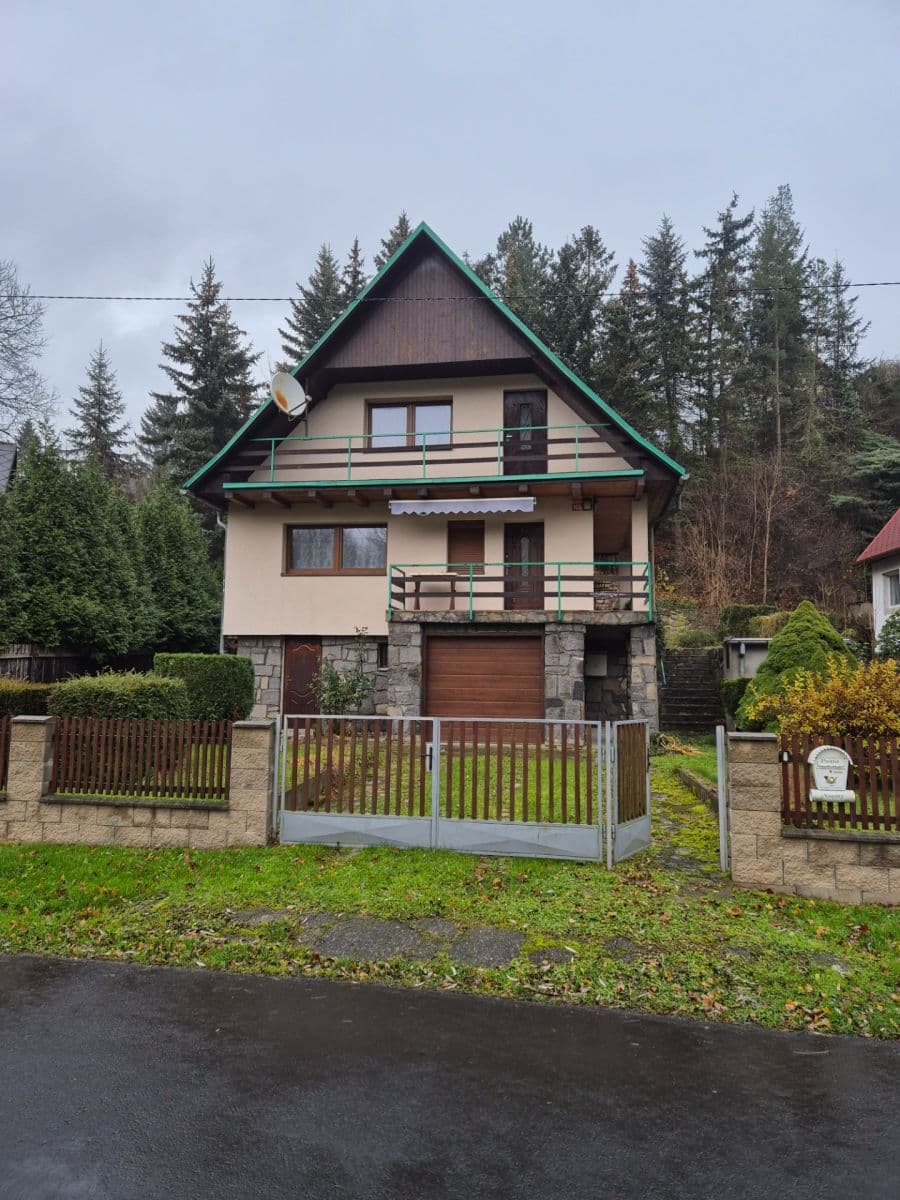 Prodej domu 210 m², pozemek 324 m², Perštejn, Ústecký kraj Prodej domu 210 m², pozemek 324 m², Perštejn, Ústecký kraj