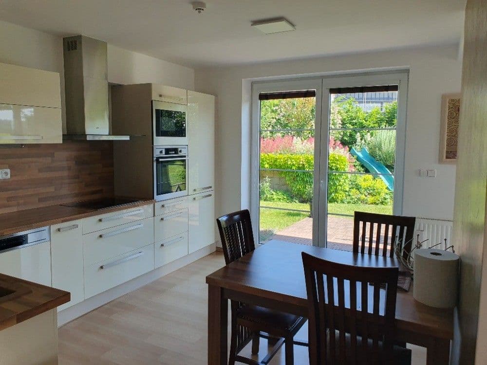 Prodej domu 248 m², pozemek 1.269 m², Radějovice, Středočeský kraj Prodej domu 248 m², pozemek 1.269 m², Radějovice, Středočeský kraj