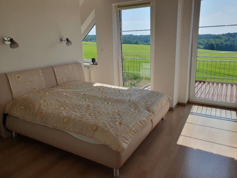 Prodej domu 248 m², pozemek 1.269 m², Radějovice, Středočeský kraj Prodej domu 248 m², pozemek 1.269 m², Radějovice, Středočeský kraj