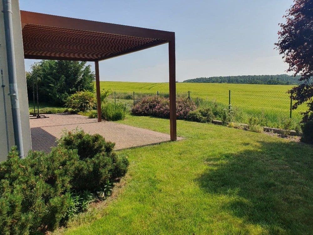 Prodej domu 248 m², pozemek 1.269 m², Radějovice, Středočeský kraj Prodej domu 248 m², pozemek 1.269 m², Radějovice, Středočeský kraj