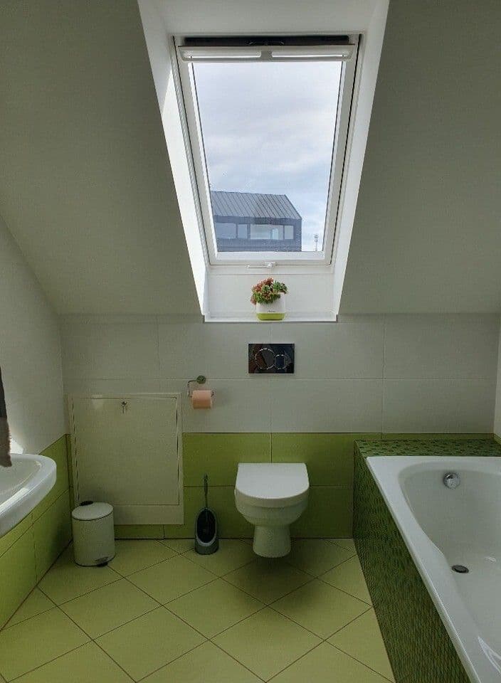 Prodej domu 248 m², pozemek 1.269 m², Radějovice, Středočeský kraj Prodej domu 248 m², pozemek 1.269 m², Radějovice, Středočeský kraj