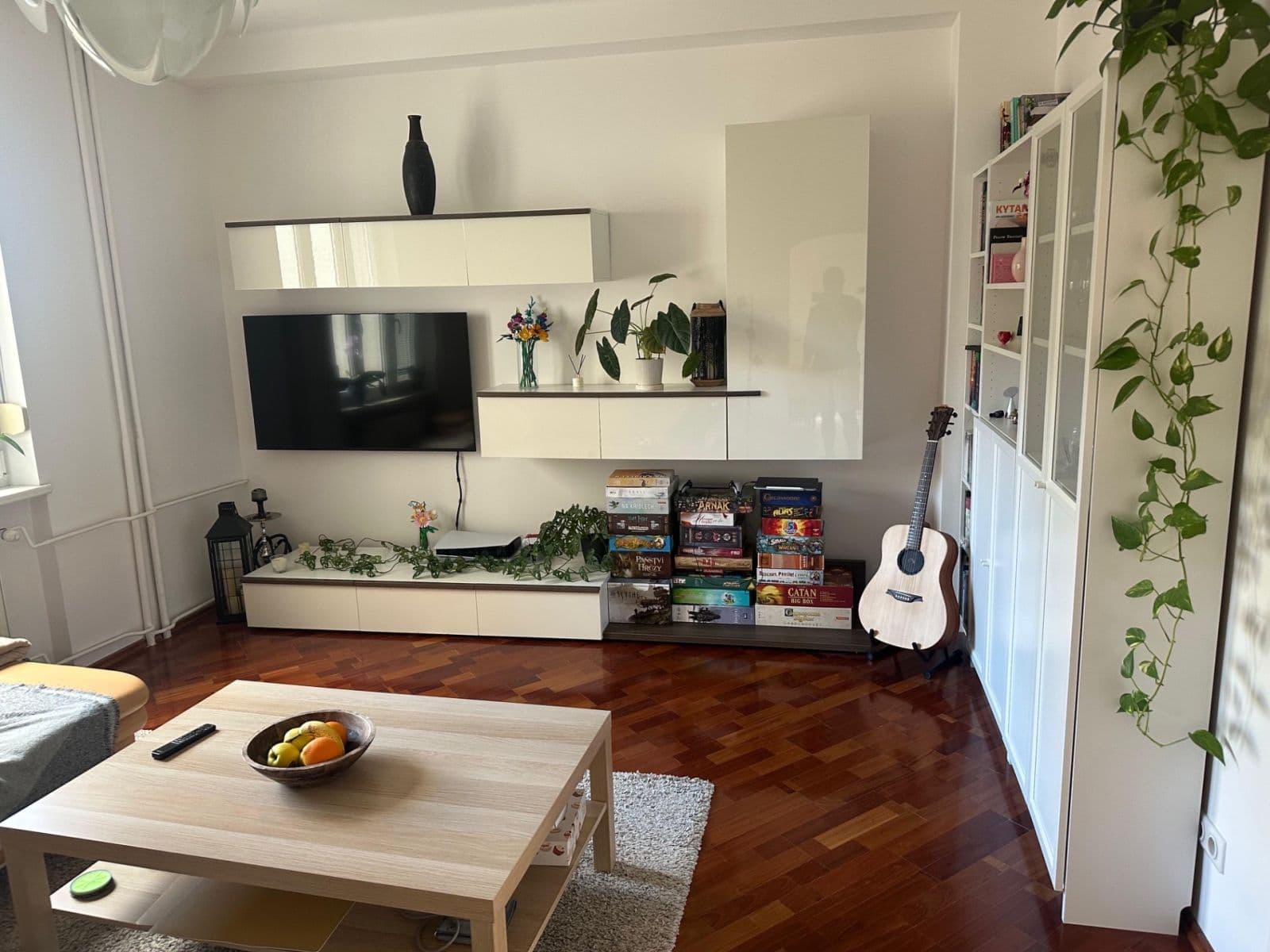 Pronájem bytu 2+1 51 m², Nové Mesto, Bratislavský kraj Pronájem bytu 2+1 51 m², Nové Mesto, Bratislavský kraj