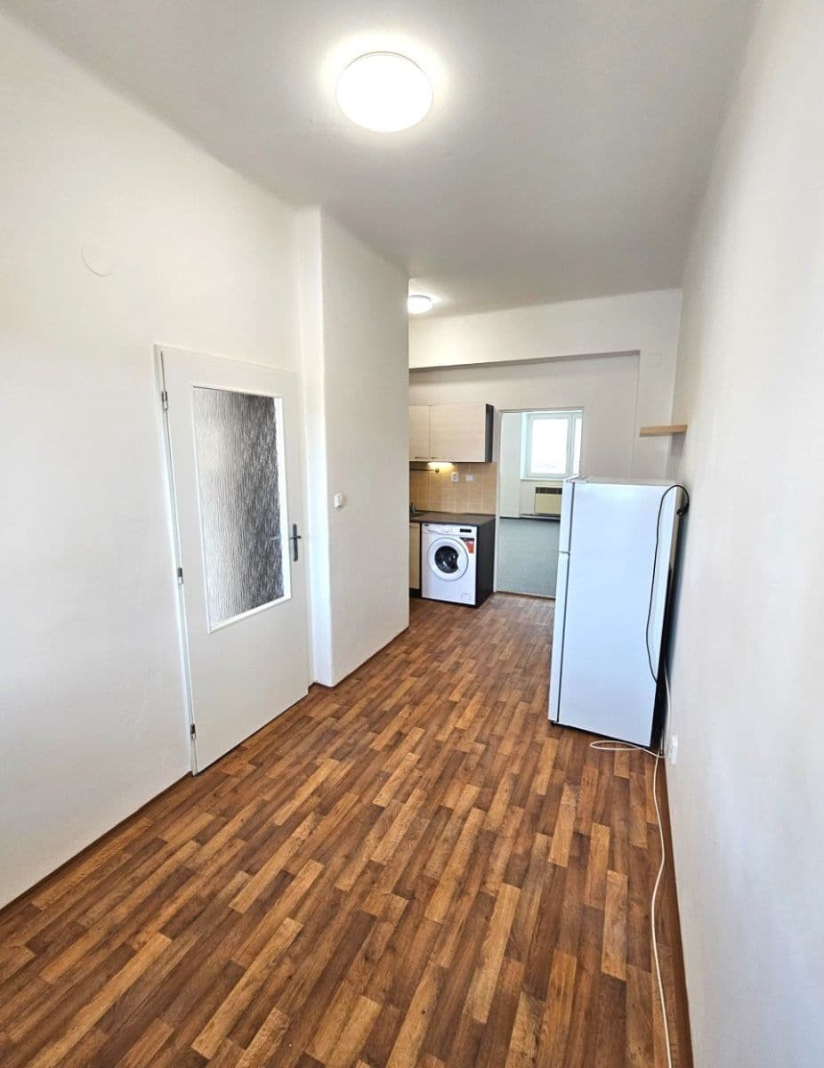 Pronájem bytu 1+1 41 m², Staňkova, Brno, Jihomoravský kraj Pronájem bytu 1+1 41 m², Staňkova, Brno, Jihomoravský kraj