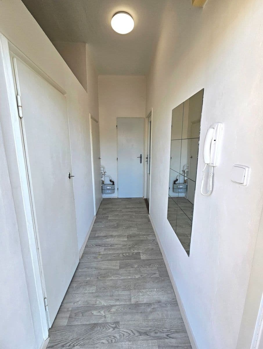 Pronájem bytu 1+1 41 m², Staňkova, Brno, Jihomoravský kraj Pronájem bytu 1+1 41 m², Staňkova, Brno, Jihomoravský kraj