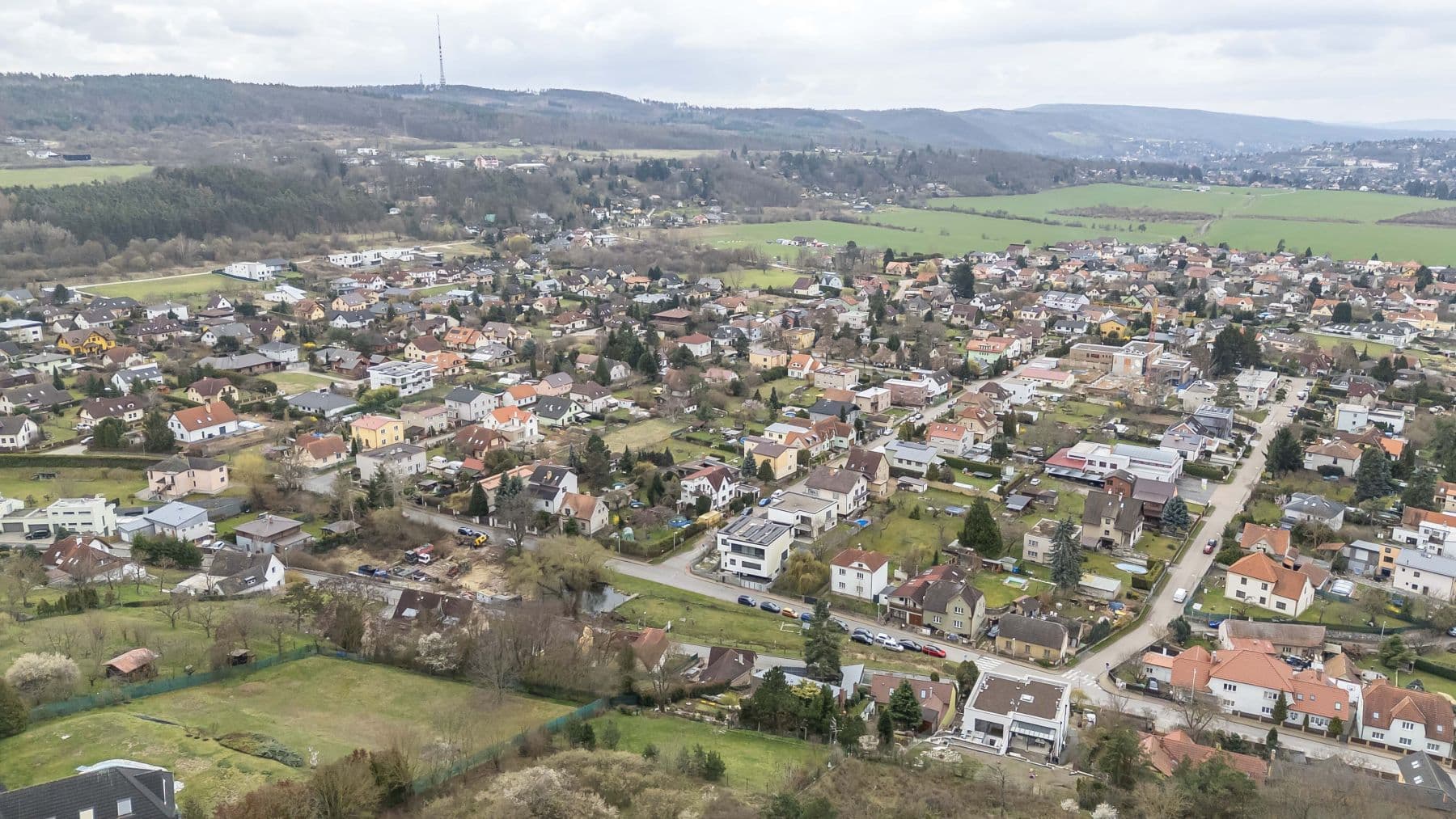 Prodej pozemku 736 m², U Lip, Praha, Praha Prodej pozemku 736 m², U Lip, Praha, Praha