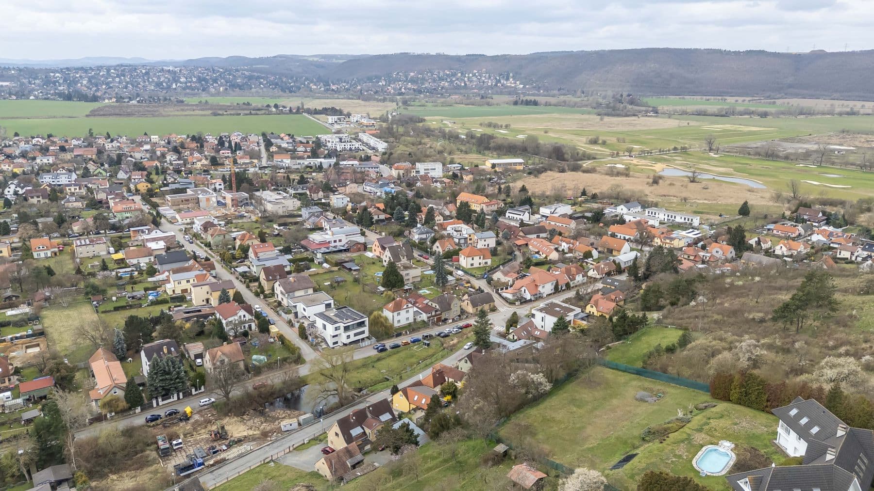 Prodej pozemku 736 m², U Lip, Praha, Praha Prodej pozemku 736 m², U Lip, Praha, Praha