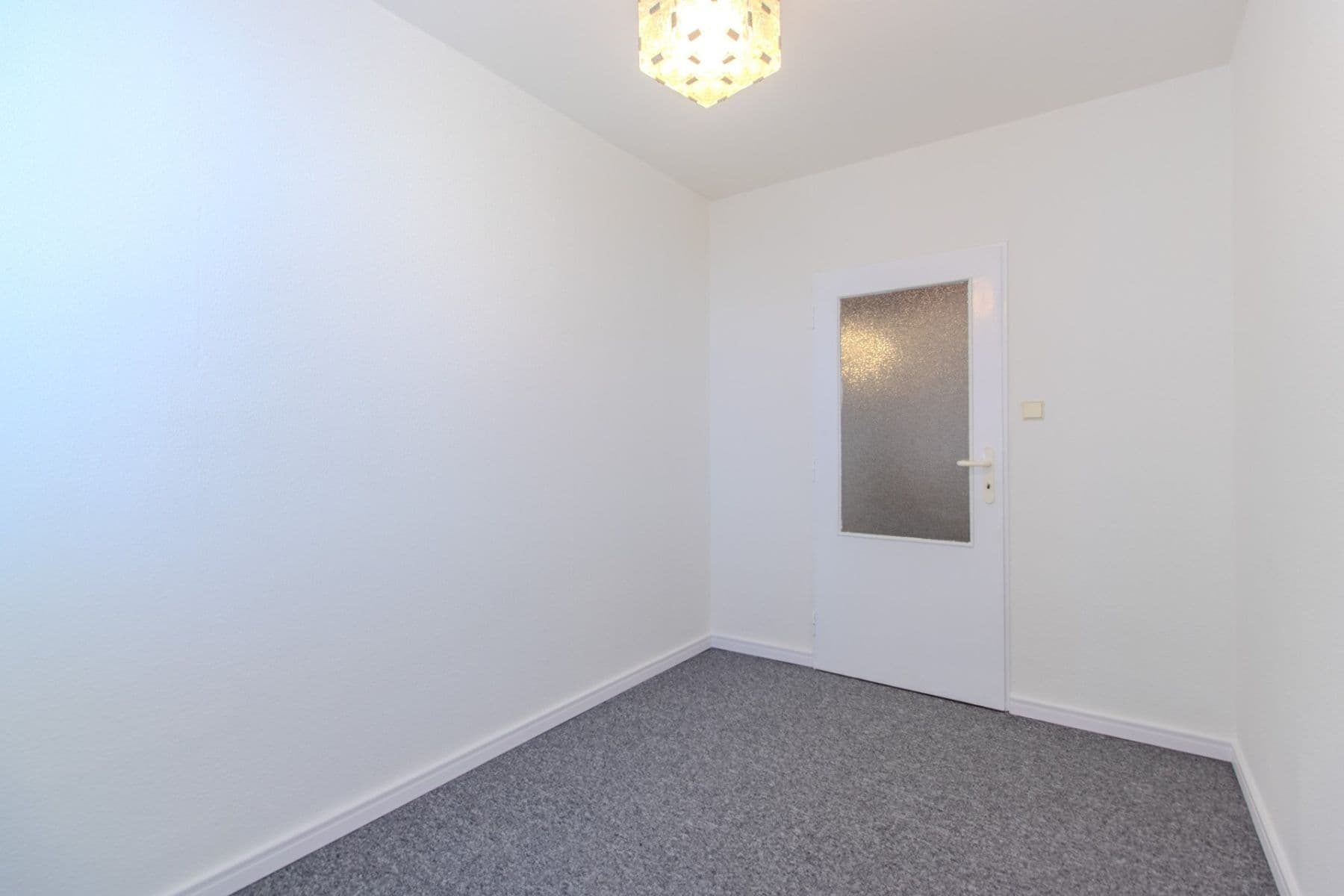 Pronájem bytu 3+1 54 m², Radimova, Praha, Praha Pronájem bytu 3+1 54 m², Radimova, Praha, Praha