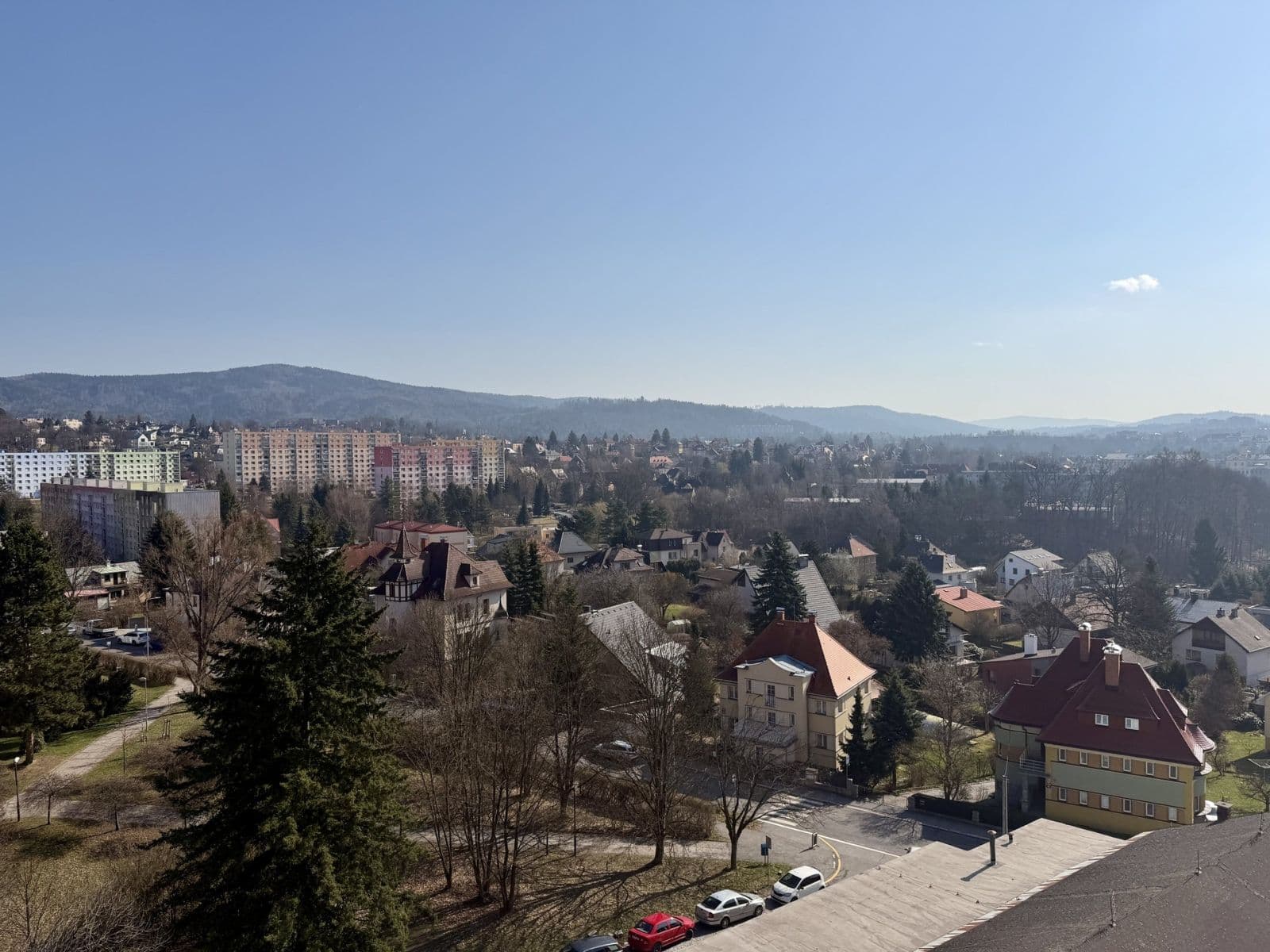 Prodej bytu 2+1 41 m², Bezová, Liberec, Liberecký kraj Prodej bytu 2+1 41 m², Bezová, Liberec, Liberecký kraj