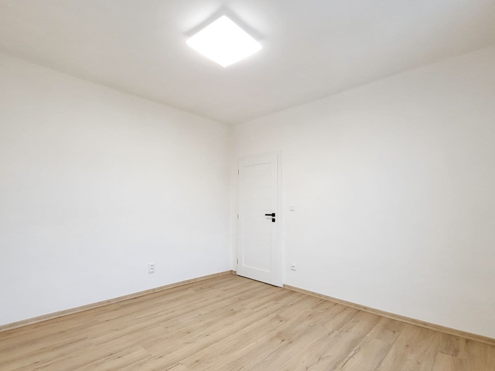 Pronájem bytu 3+kk 54 m², Zelenečská, Praha, Praha Pronájem bytu 3+kk 54 m², Zelenečská, Praha, Praha